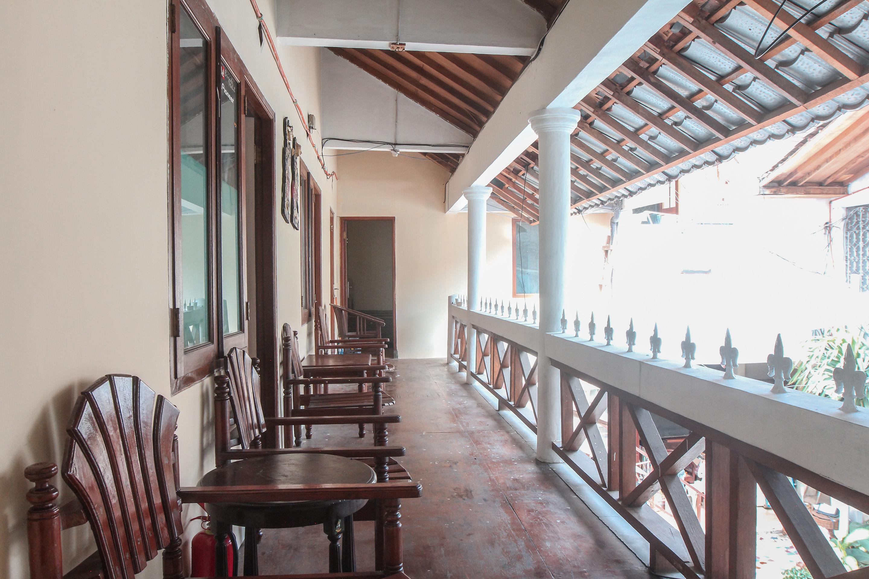 Oyo 146 Menteng Residence Jakarta Ngoại thất bức ảnh