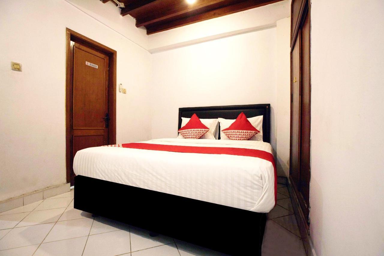 Oyo 146 Menteng Residence Jakarta Ngoại thất bức ảnh